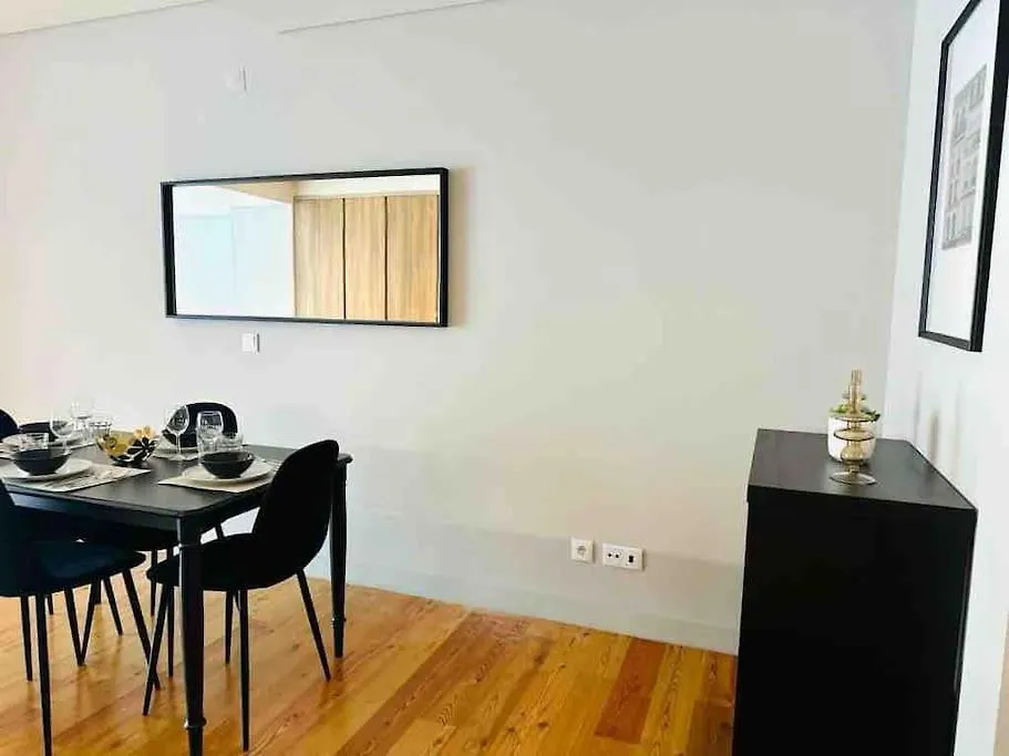 Lisbon Marques De Pombal Top Flat A Great Locations City Center-1
